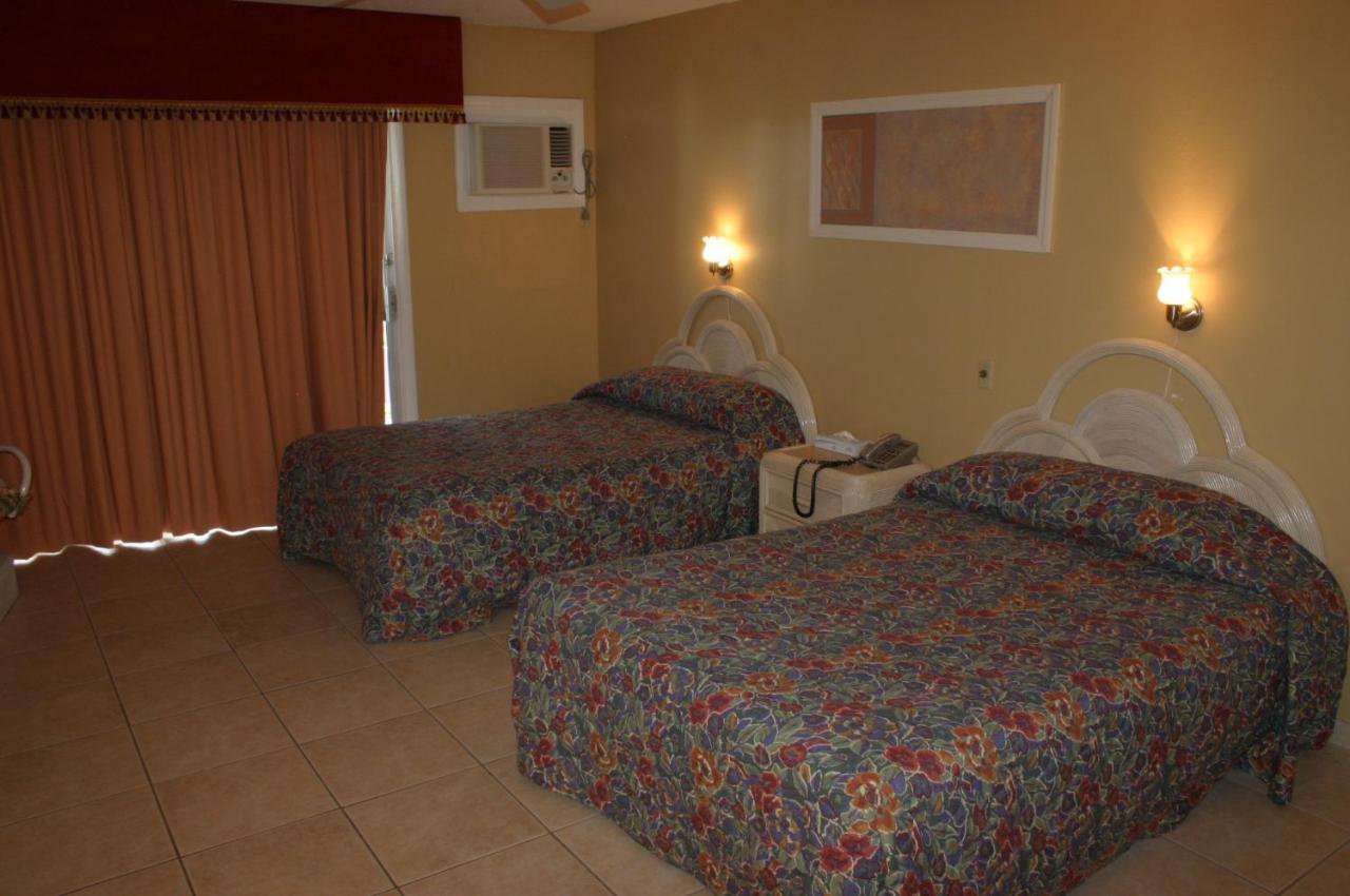 Bell Channel Inn Hotel Freeport Room photo